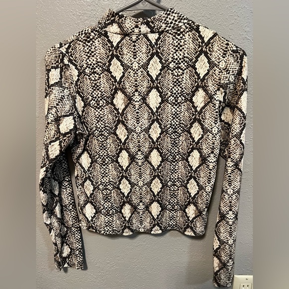 leopard print long sleeve - Picture 4 of 4